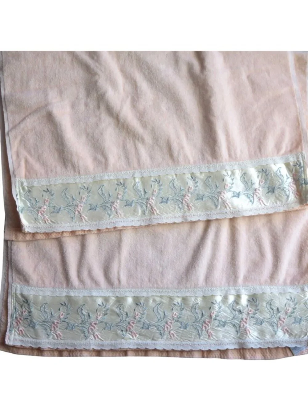 Vintage Trousseau Peach Bath Towels Embroidered Satin Trim Lace Edge USA Made
